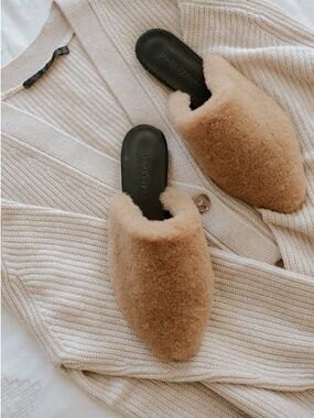 Jenni Kayne Tan Shearling Mule Slippers